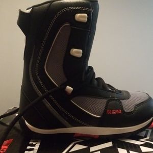 5150 Snowboarding Boots